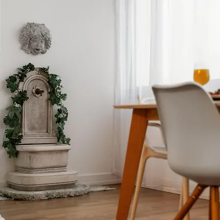 Grosses In Bester Lage Nahe Wien Apartment *