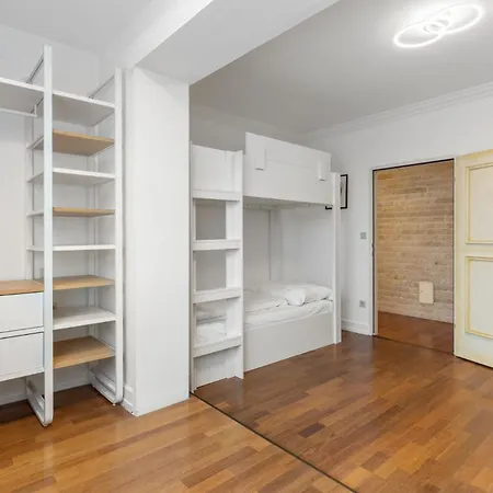 Grosses In Bester Lage Nahe Wien Apartment *