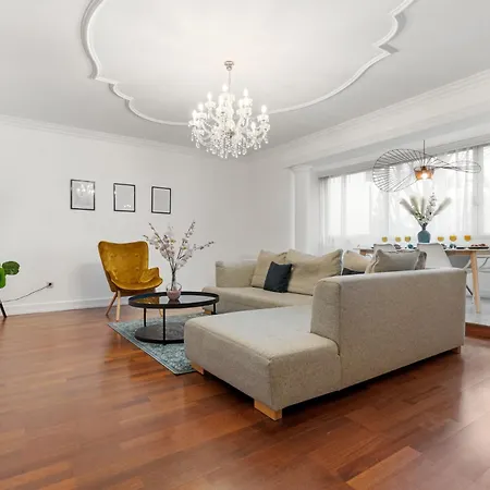 Grosses In Bester Lage Nahe Wien Apartment