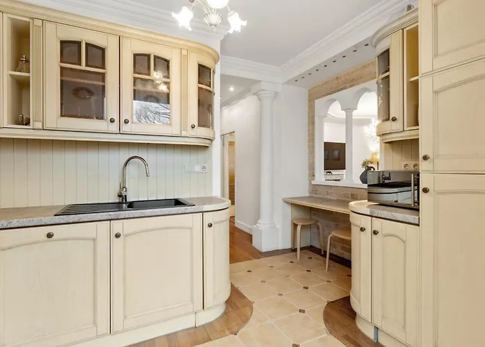 Grosses In Bester Lage Nahe Wien Baden